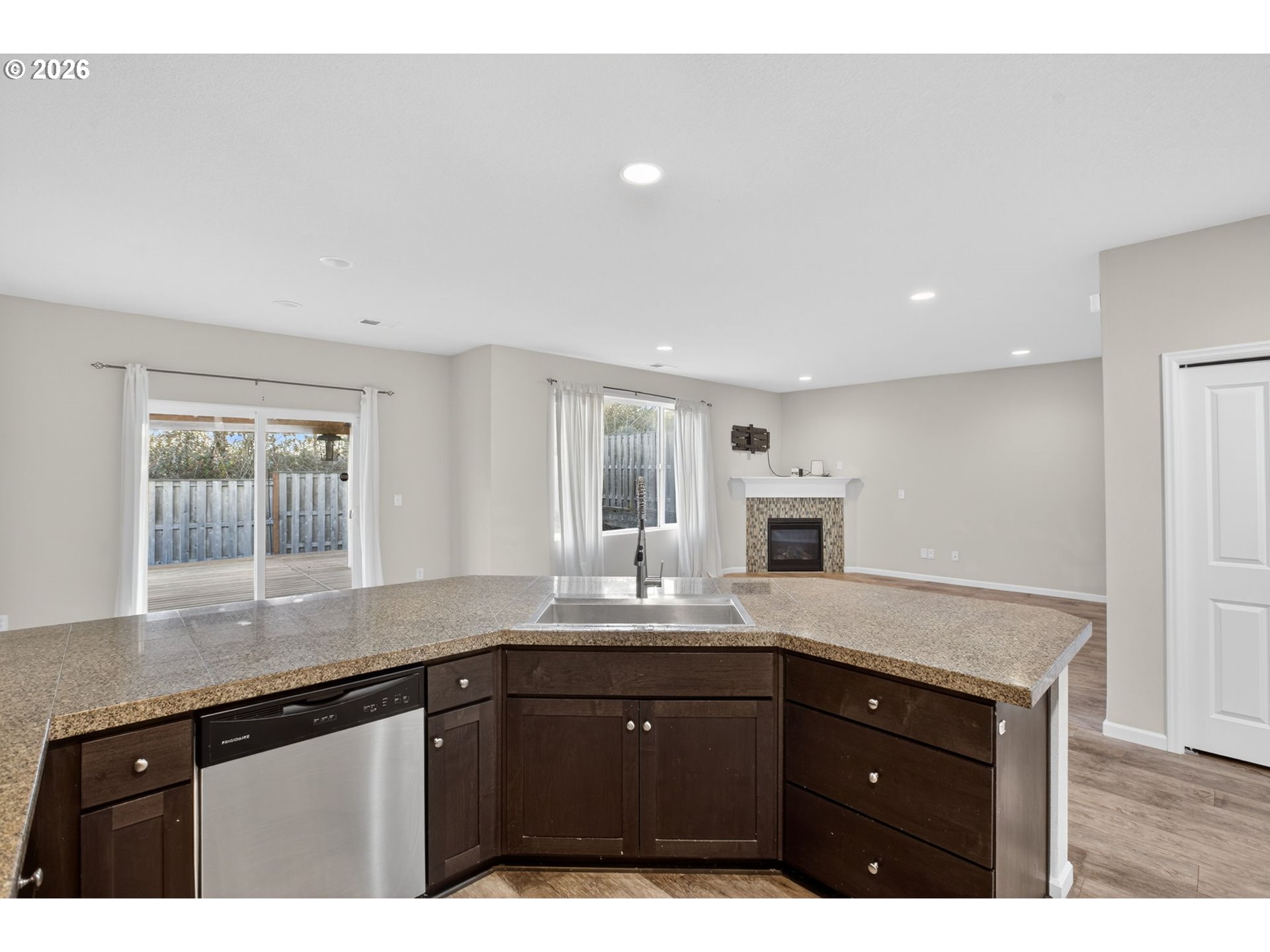 17194 Southeast Rhododendron Street Happy Valley, OR 97086 - Photo 7 of 31