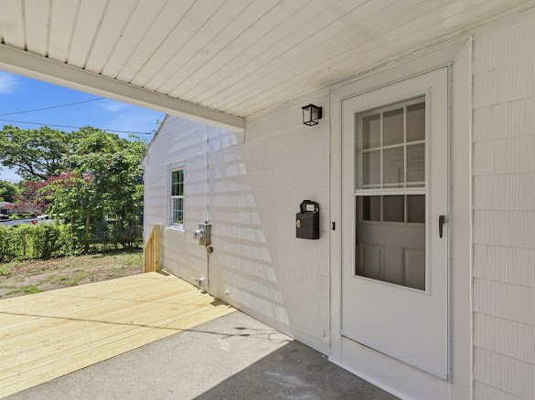 535 Prospect Street Chicopee, MA 01020 - Photo 3 of 28