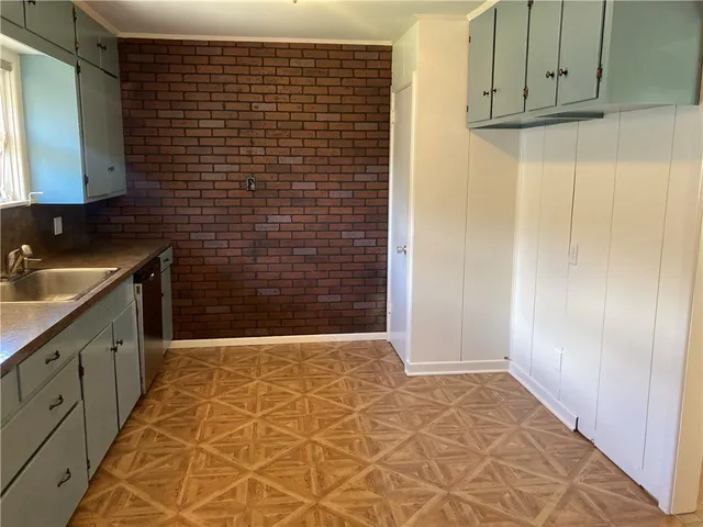 $1,695 | 925 Wilshire Place, Corpus Christi, TX 78411