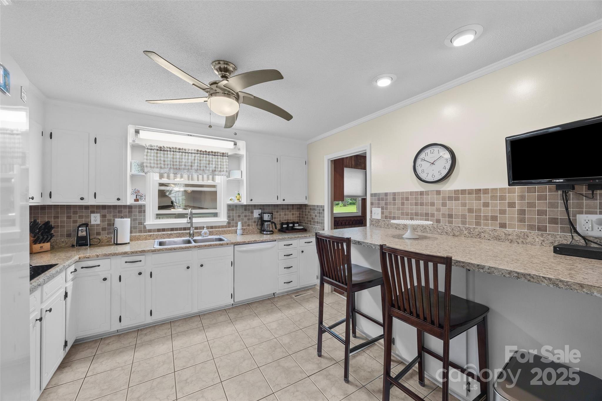 1945 Jim McCarter Road Clover, SC 29710 - Photo 13 of 41 Gallery Image 13