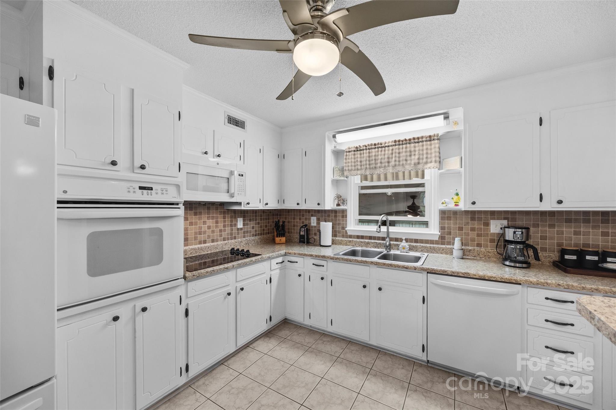 1945 Jim McCarter Road Clover, SC 29710 - Photo 10 of 41 Gallery Image 10