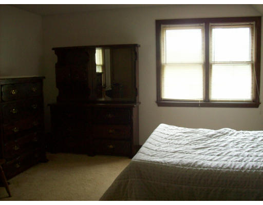 163 Bridle Path Road Chicopee, MA 01013 - Photo 8 of 10 Gallery Image 8