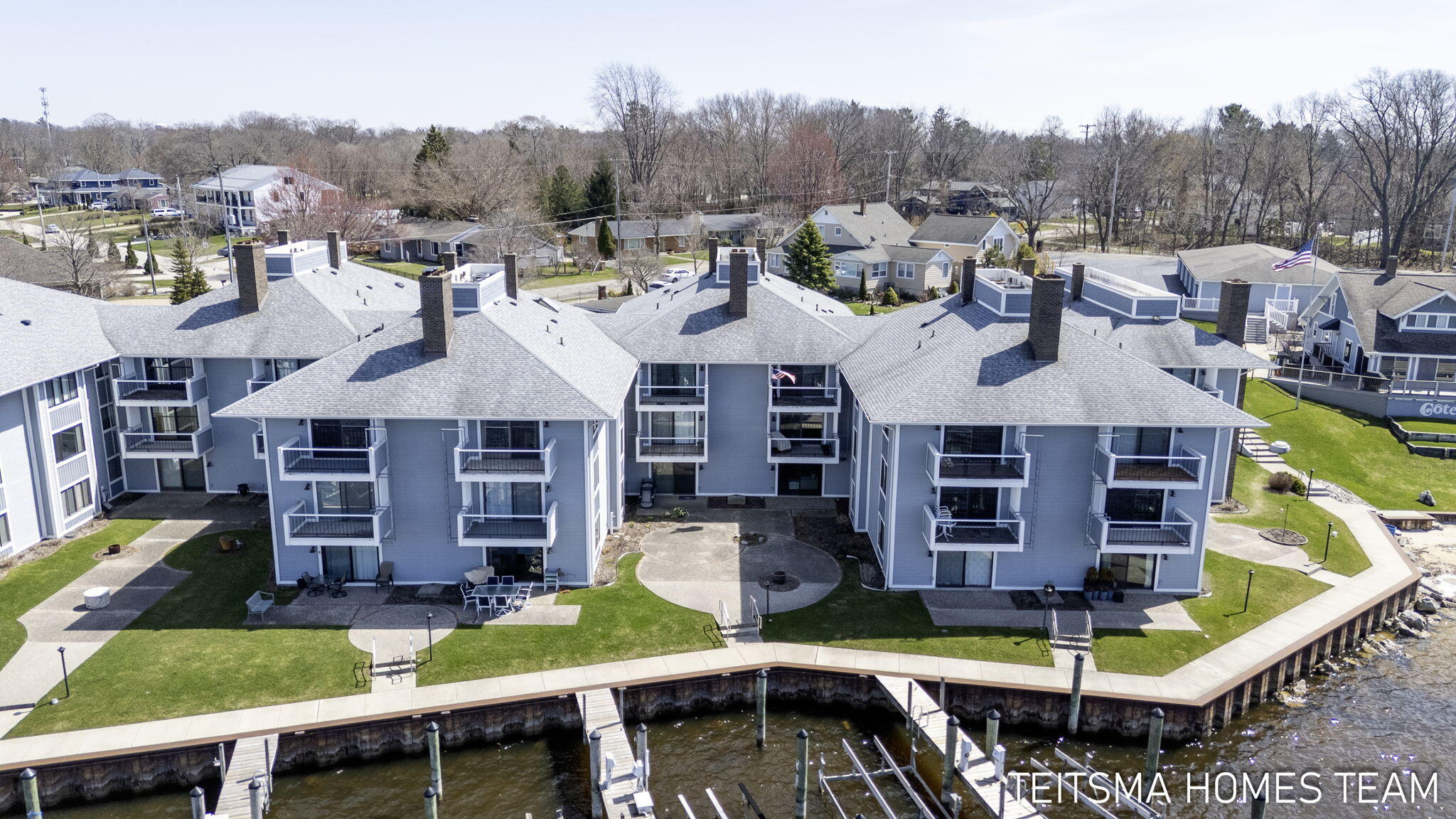 400 Lakeview Street, Unit 25D Spring Lake, MI 49456 - Photo 1 of 73 400 Lakeview Court 25D_49456