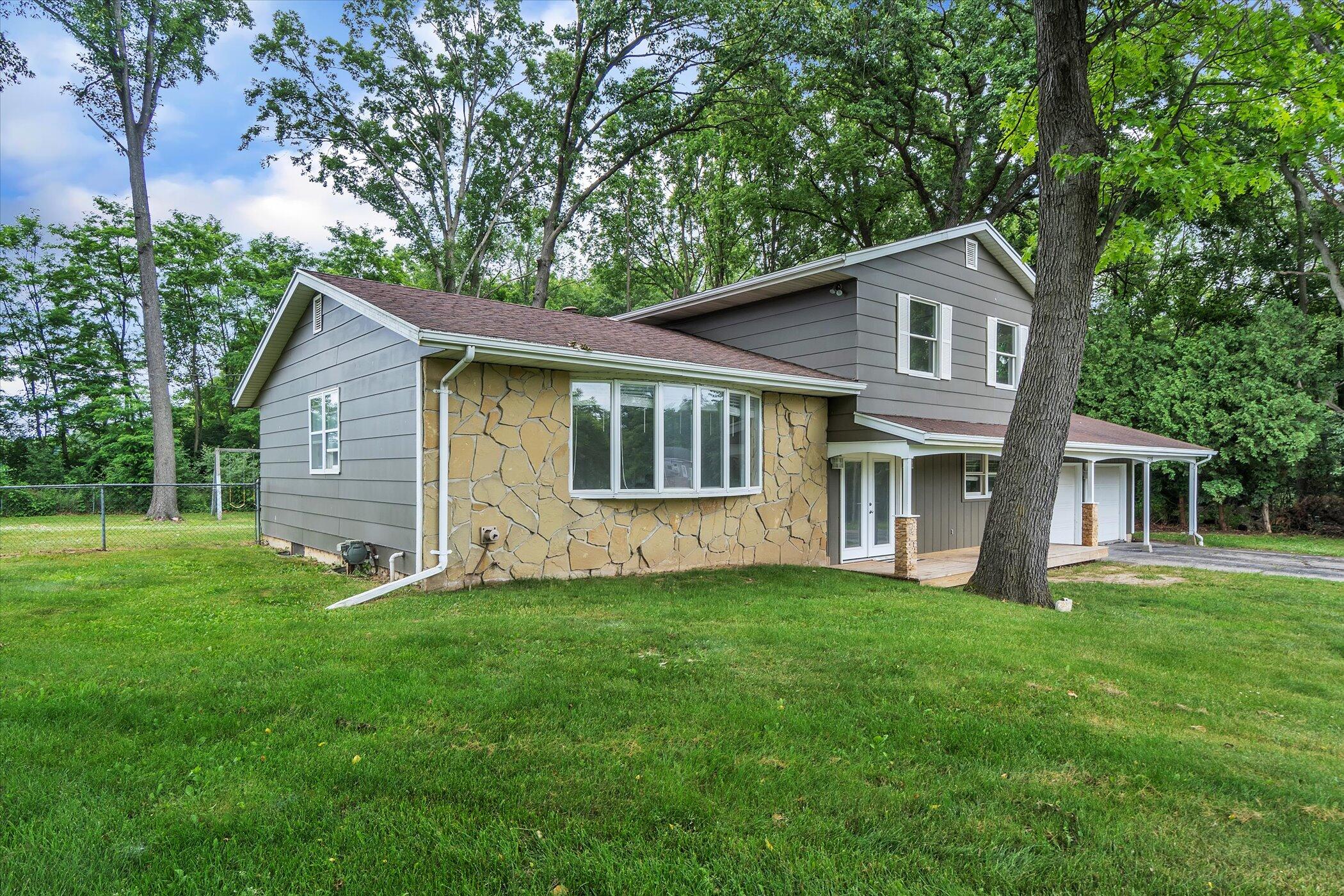 1308 East Kimmel Road Jackson, MI 49201 - Photo 3 of 57 03-1308-E-Kimmel-Rd-WindowStill-Real-Est