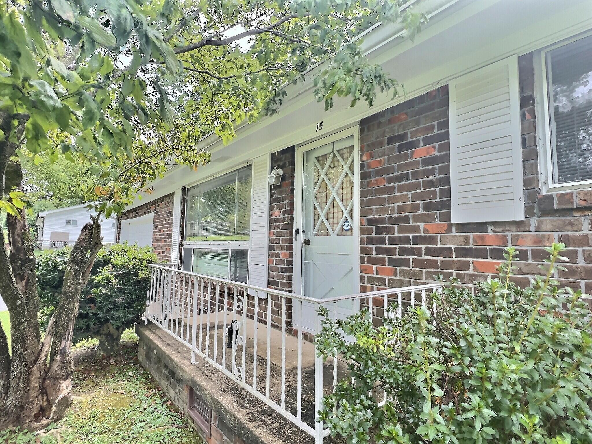 15 Reece Street Rossville, GA 30741 - Photo 1 of 18 Come on in...
