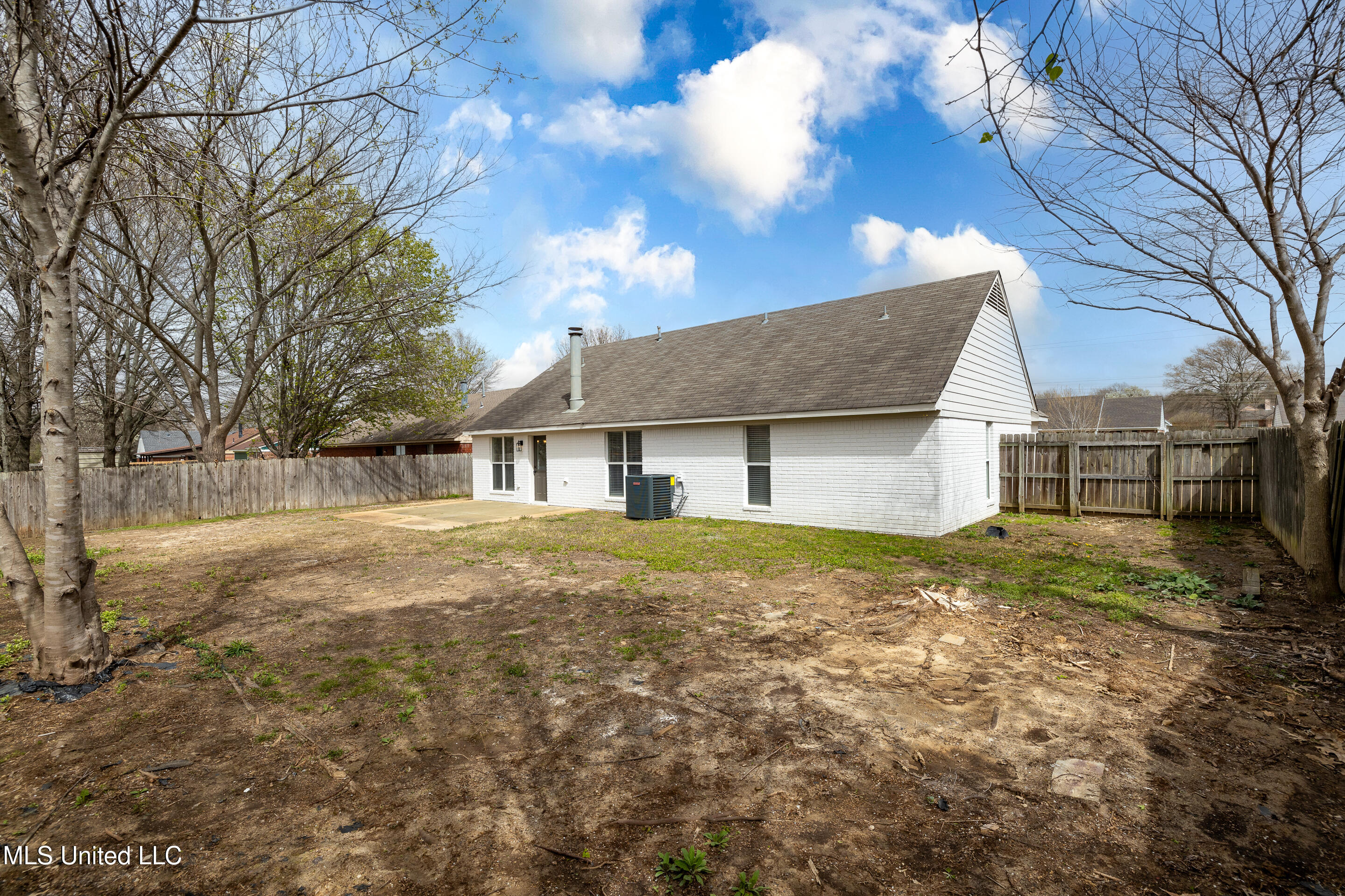 6893 Amanda Drive North Olive Branch, MS 38654 - Photo 17 of 17 6893 Amanda Dr-30