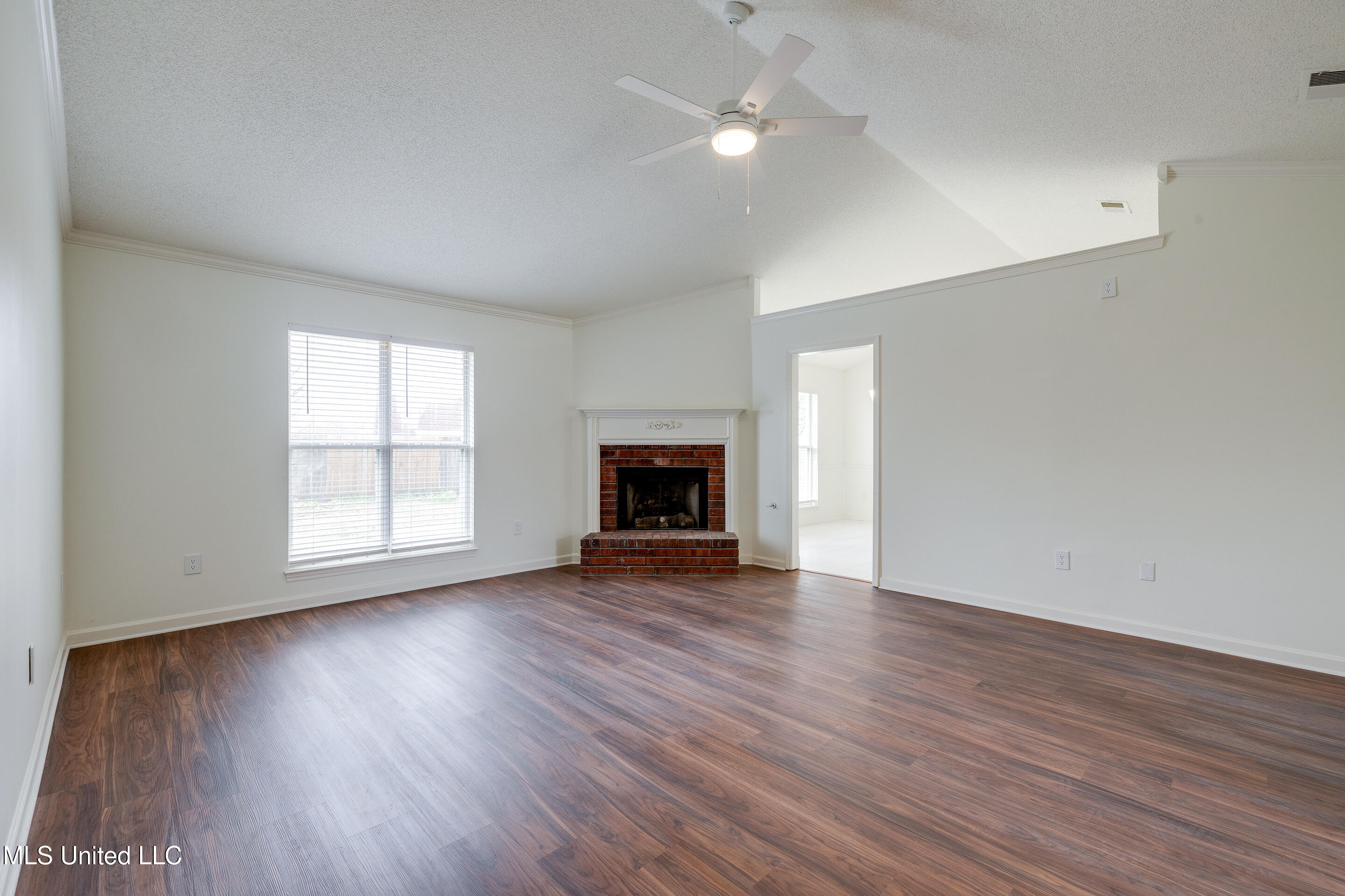 6893 Amanda Drive North Olive Branch, MS 38654 - Photo 8 of 17 6893 Amanda Dr-7