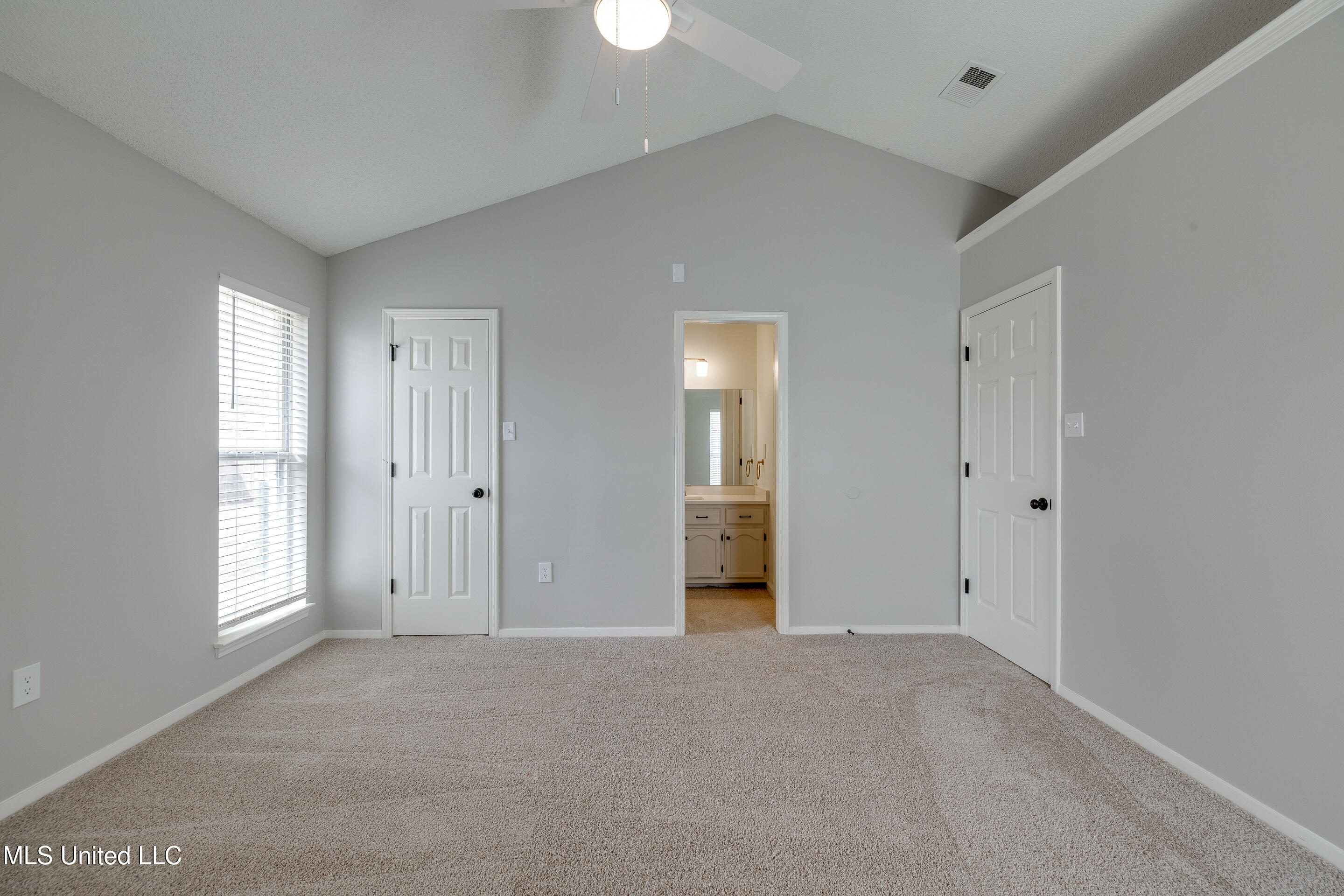 6893 Amanda Drive North Olive Branch, MS 38654 - Photo 10 of 17 6893 Amanda Dr-20