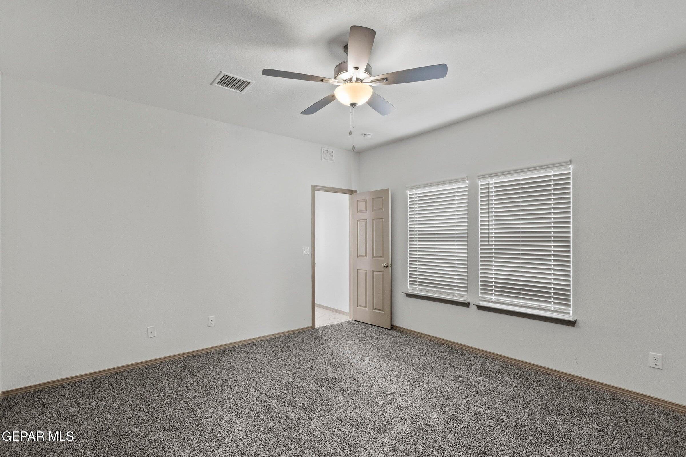 12401 Oconee Place Clint, TX 79836 - Photo 18 of 32 20250122170021012474000000-o