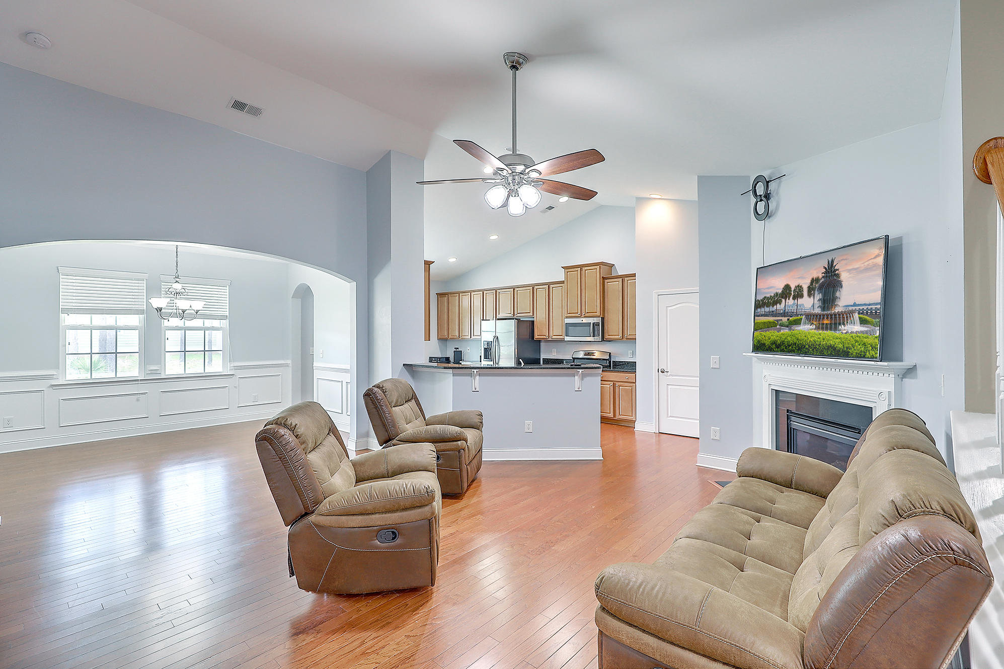 243 Overcup Loop Summerville, SC 29486 - Photo 13 of 34 IMG_2134_35_36_37_38_39_40
