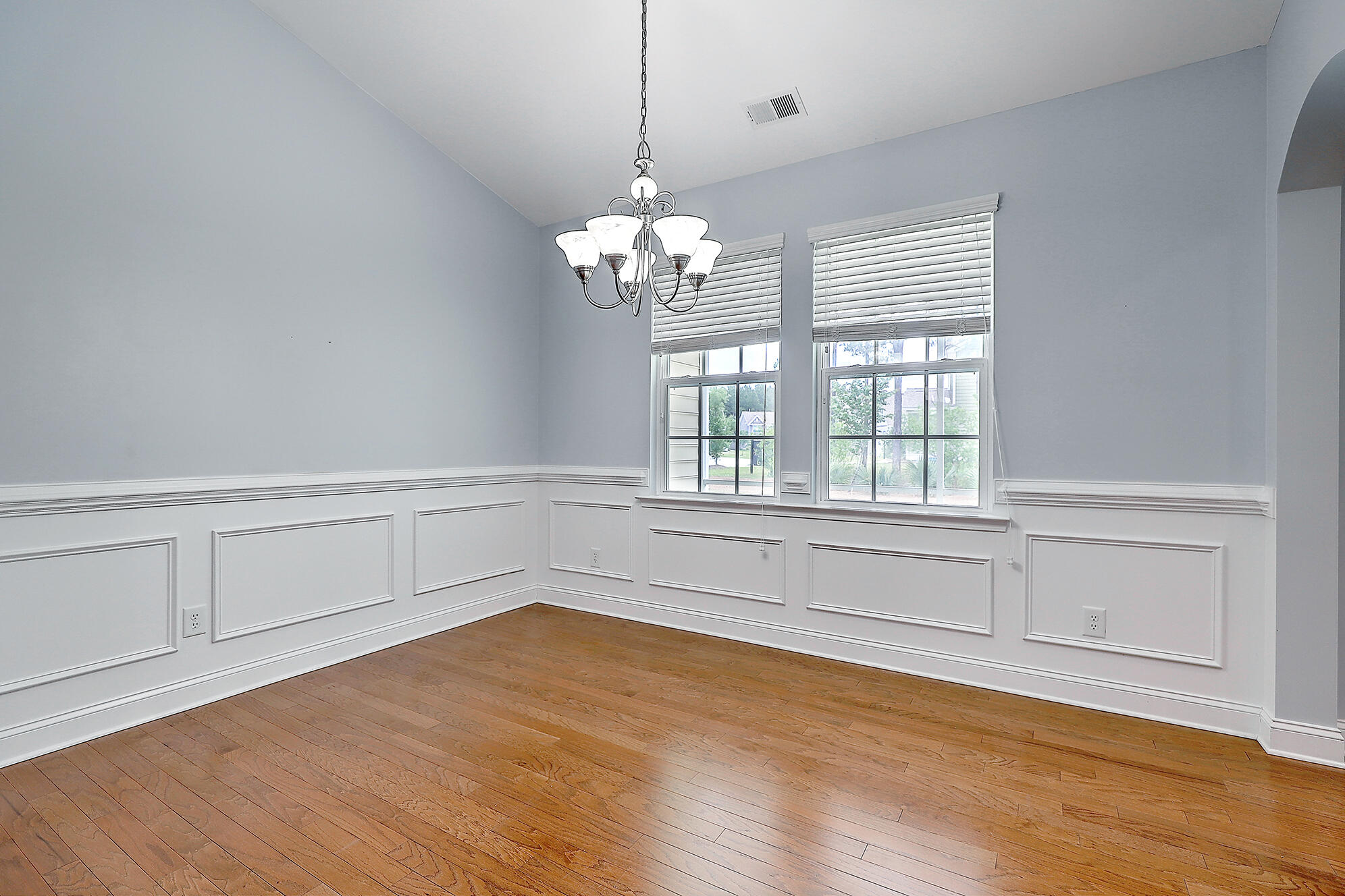 243 Overcup Loop Summerville, SC 29486 - Photo 5 of 34 IMG_2162_3_4_5_6_7_8