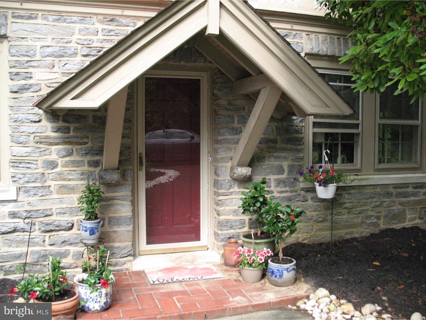 1251 Gilbert Road Jenkintown, PA 19046 - Photo 4 of 25
