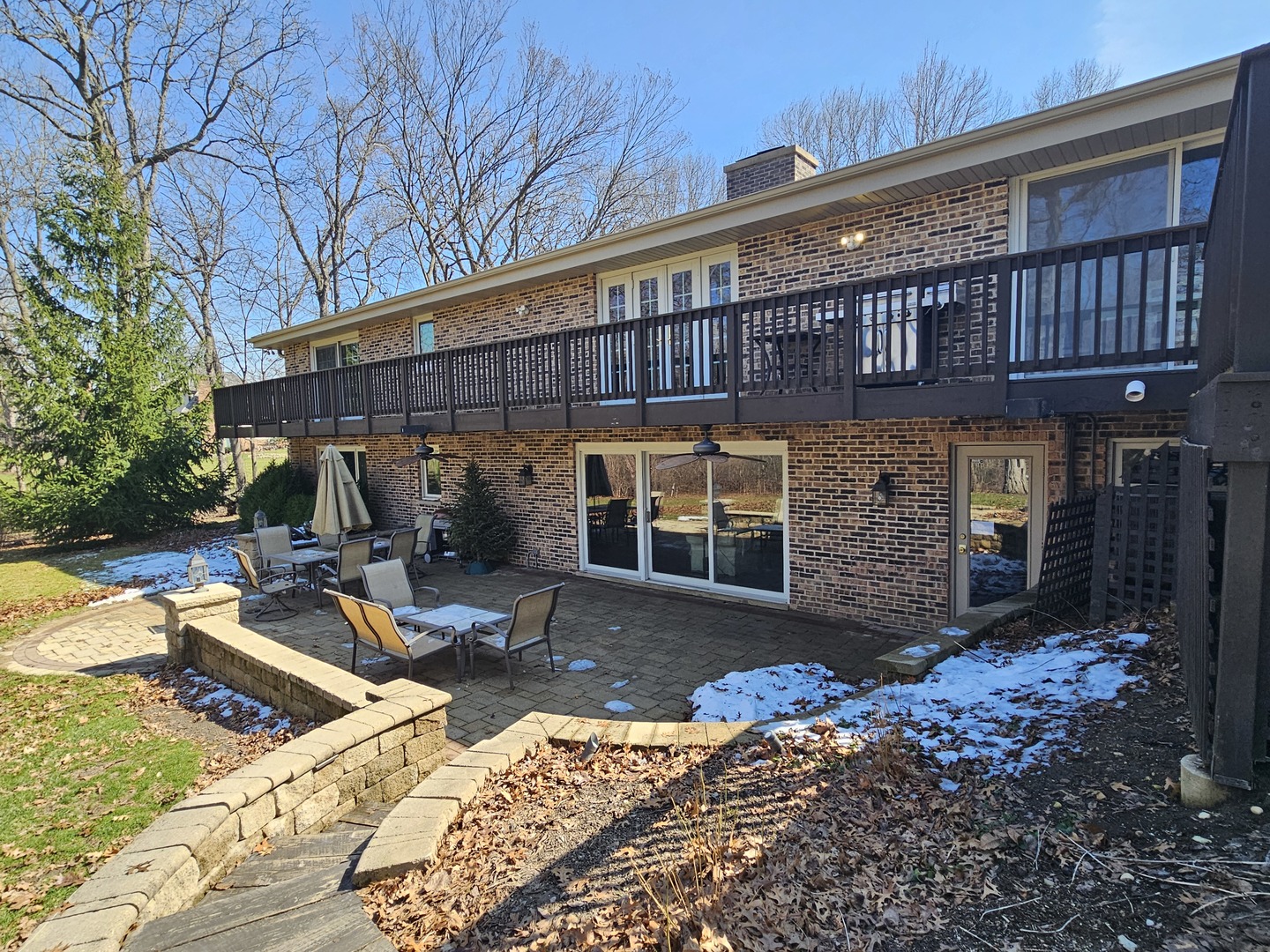 480 Highway 22 Barrington, IL 60010 - Photo 22 of 25 a view of a house with backyard and sitting area