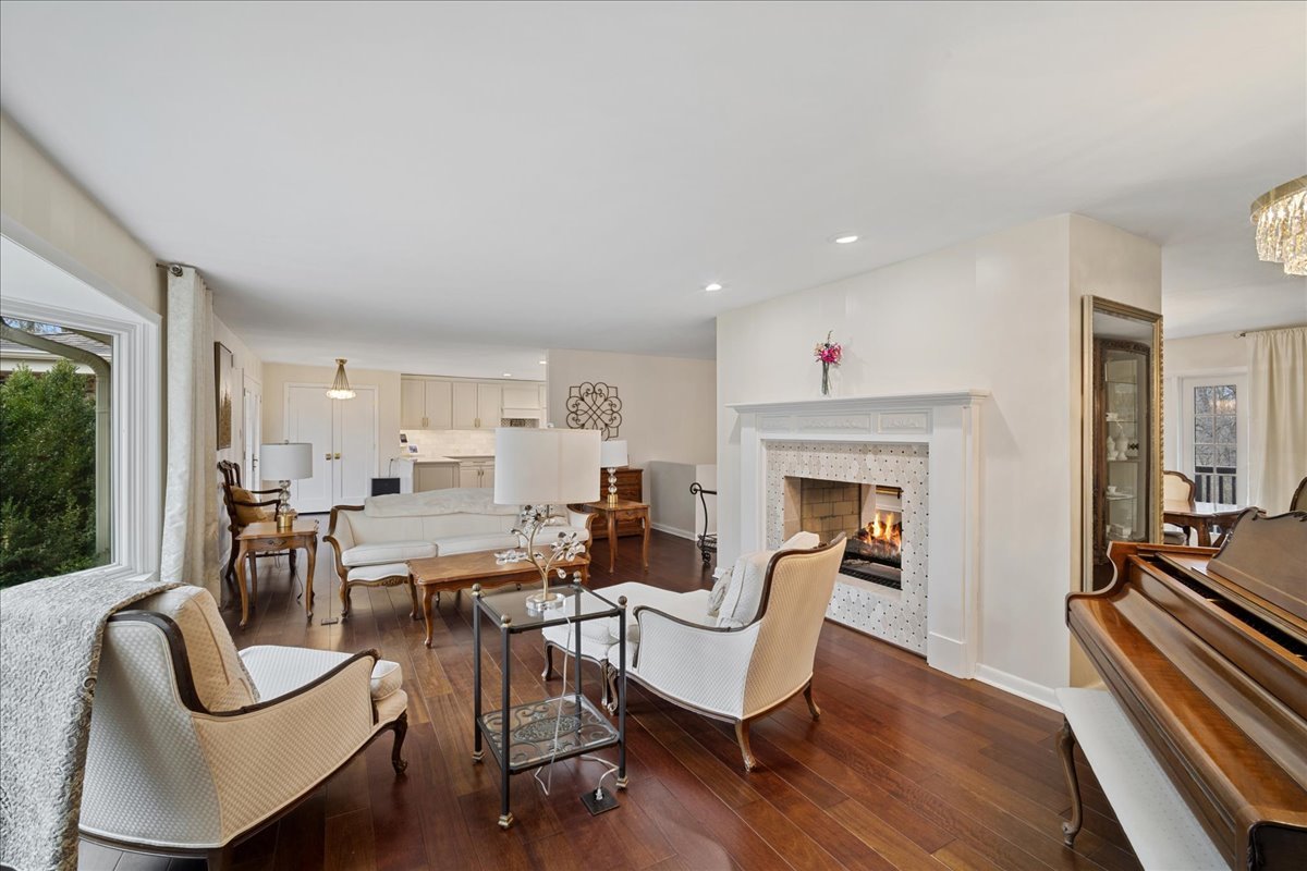 480 Highway 22 Barrington, IL 60010 - Photo 7 of 25 a living room with furniture or fireplace and a floor to ceiling window