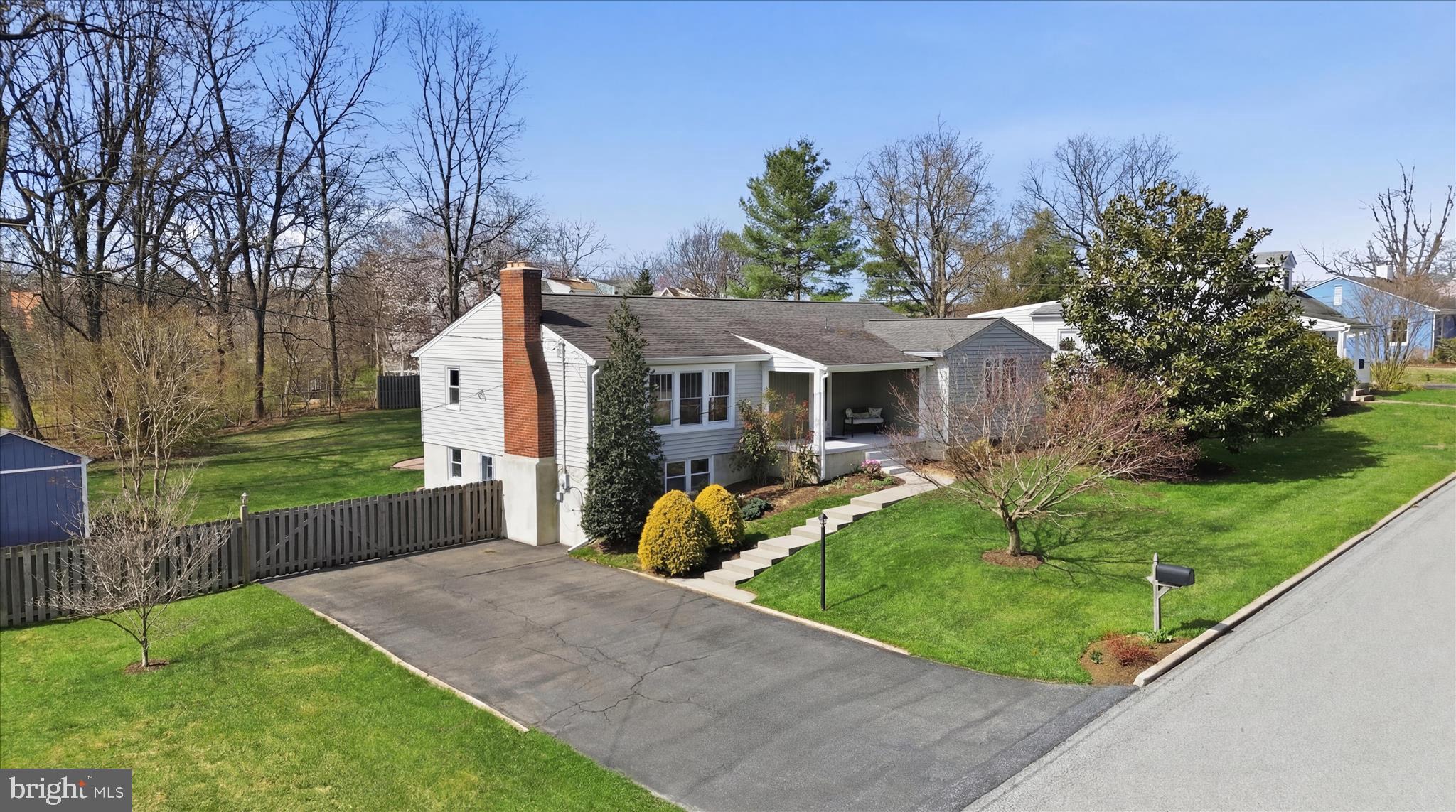 Welcome to 210 Oak Street, Mount Airy, MD