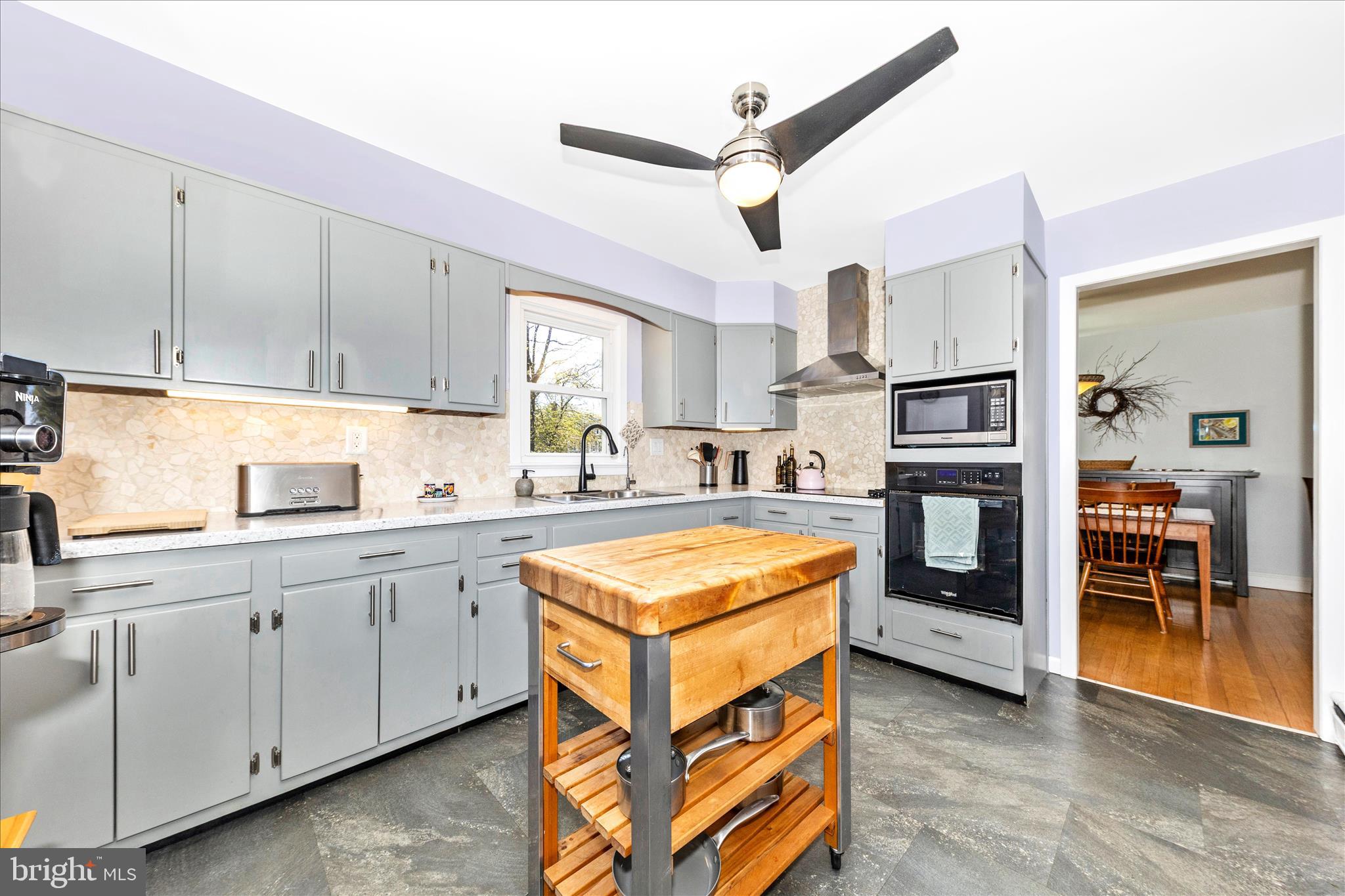 210 Oak Street Mount Airy, MD 21771 - Photo 11 of 59 Kitchen off Dining Room