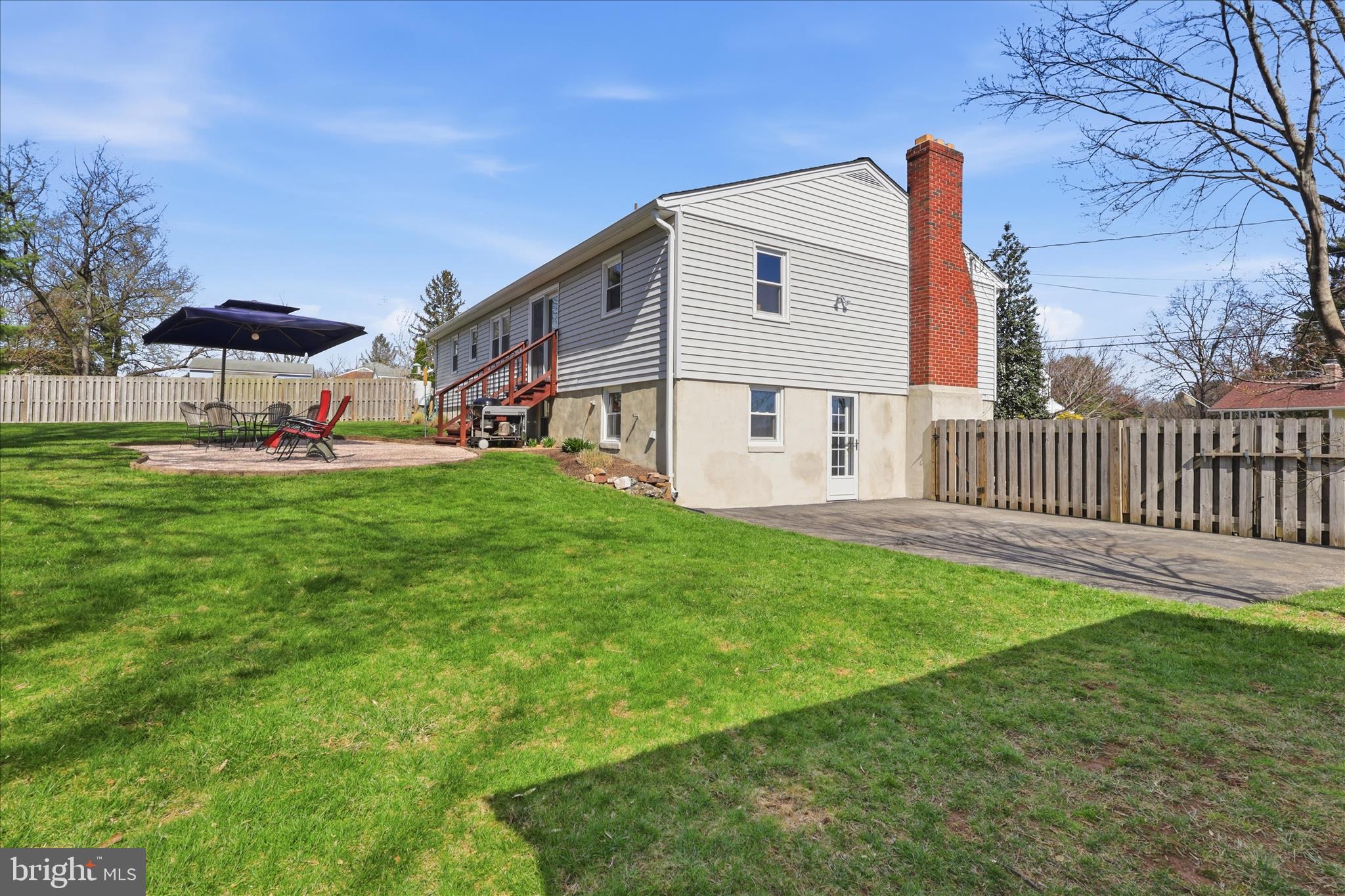 210 Oak Street Mount Airy, MD 21771 - Photo 47 of 59 Exterior Side of Home