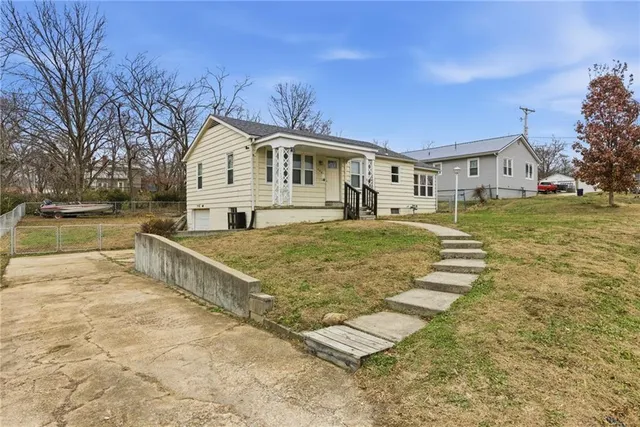$145,000 | 506 East Wimer Street, Knob Noster, MO 65336