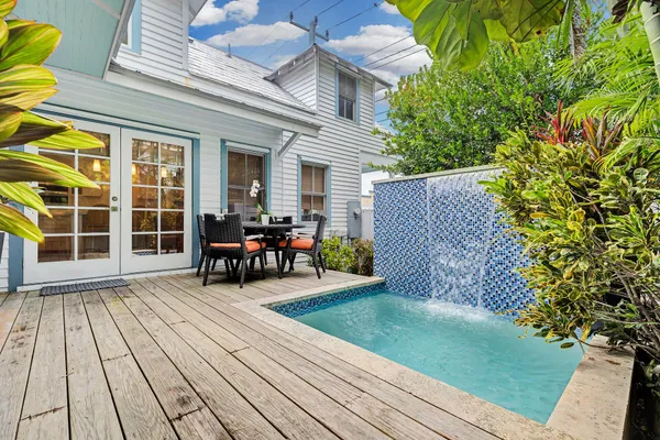 $1,325,000 | 1118 Eaton Street, Key West, FL 33040