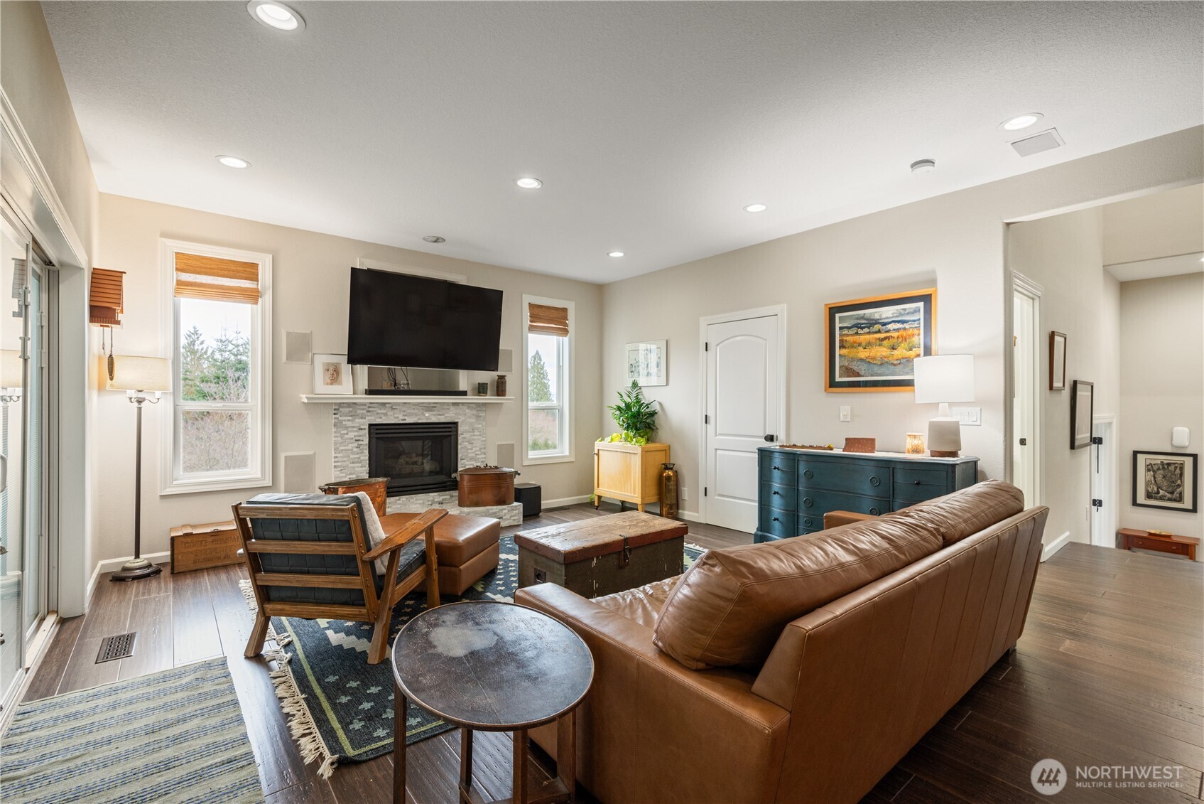 250 W Street Longview, WA 98632 - Photo 4 of 36