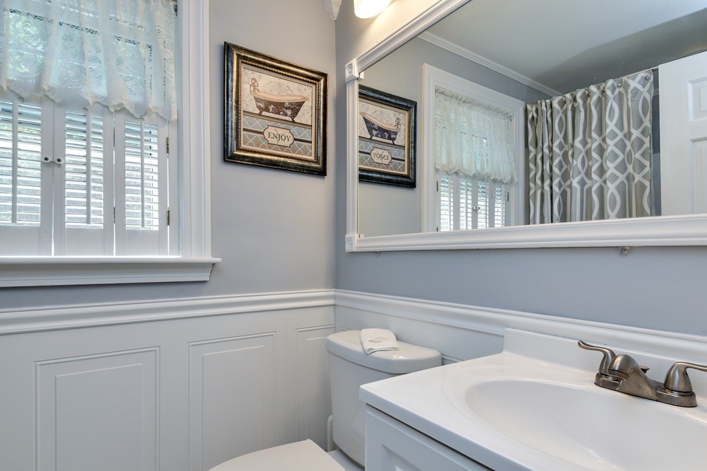 28 Cedar Hill Road Dover, MA 02030 - Photo 18 of 32 Gallery Image 18