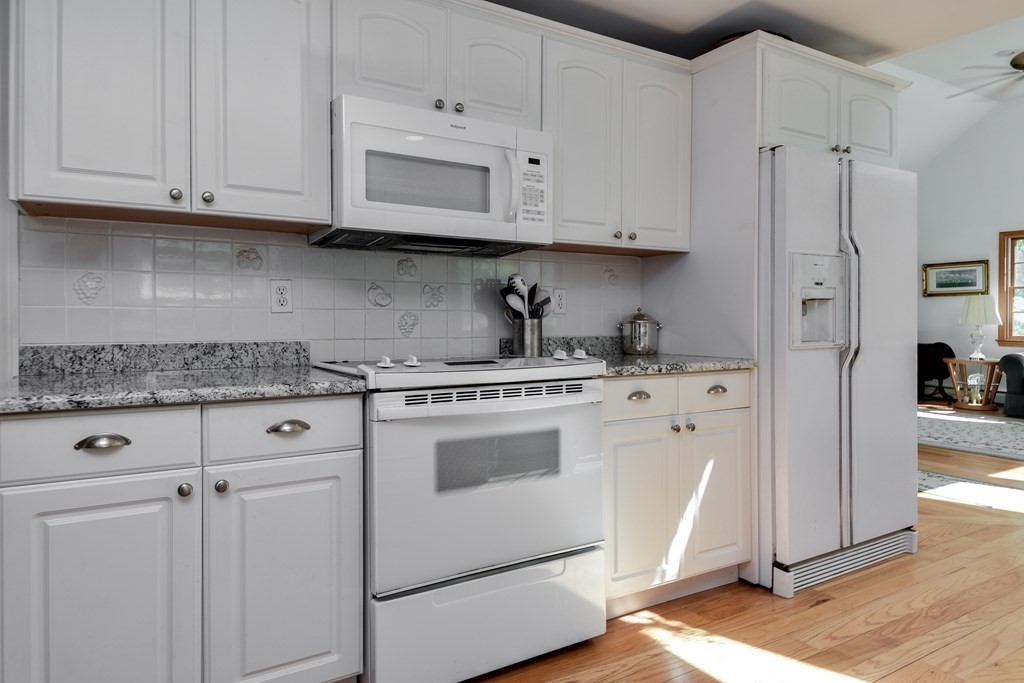 28 Cedar Hill Road Dover, MA 02030 - Photo 9 of 32 Gallery Image 9