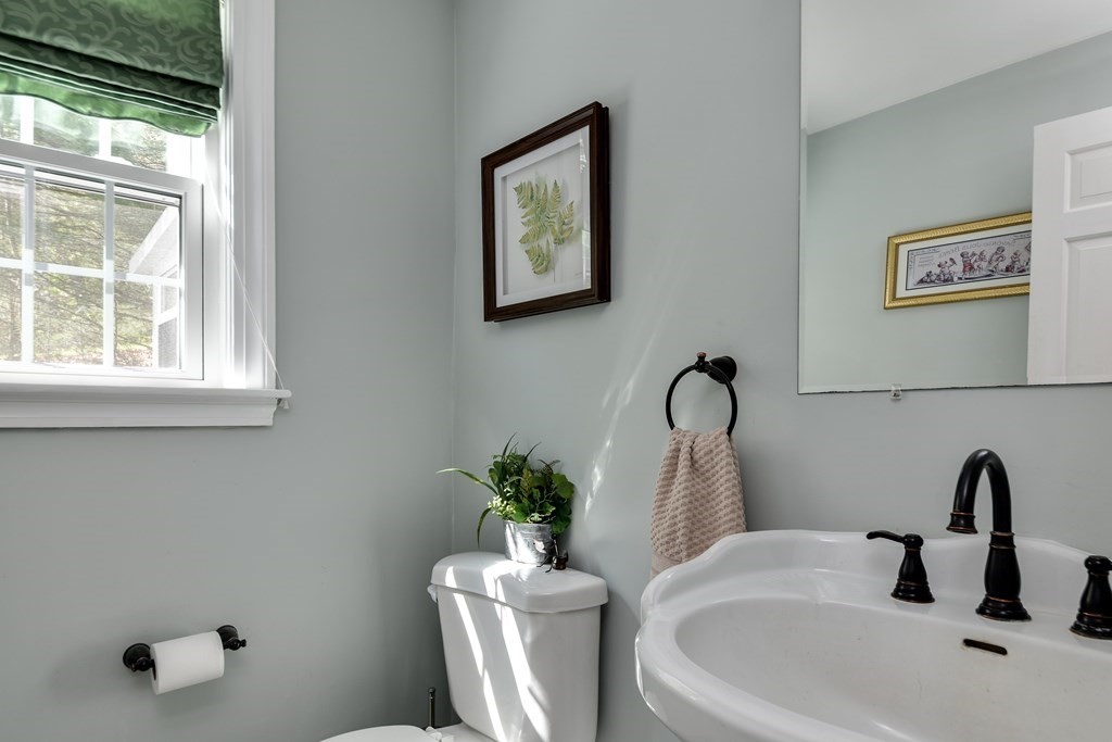 28 Cedar Hill Road Dover, MA 02030 - Photo 10 of 32 Gallery Image 10