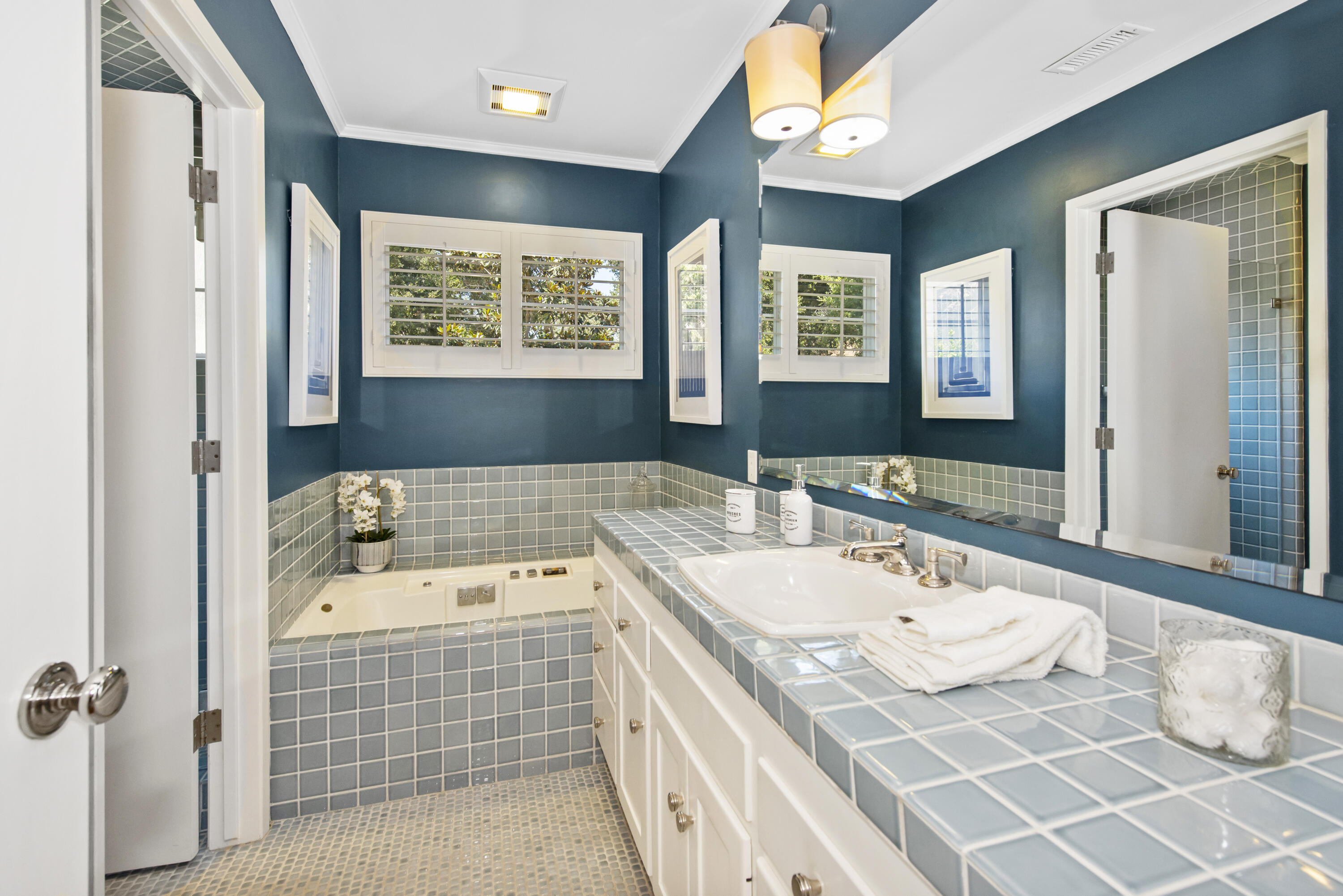 950 Arcady Road Montecito, CA 93108 - Photo 14 of 26 Primary bathroom