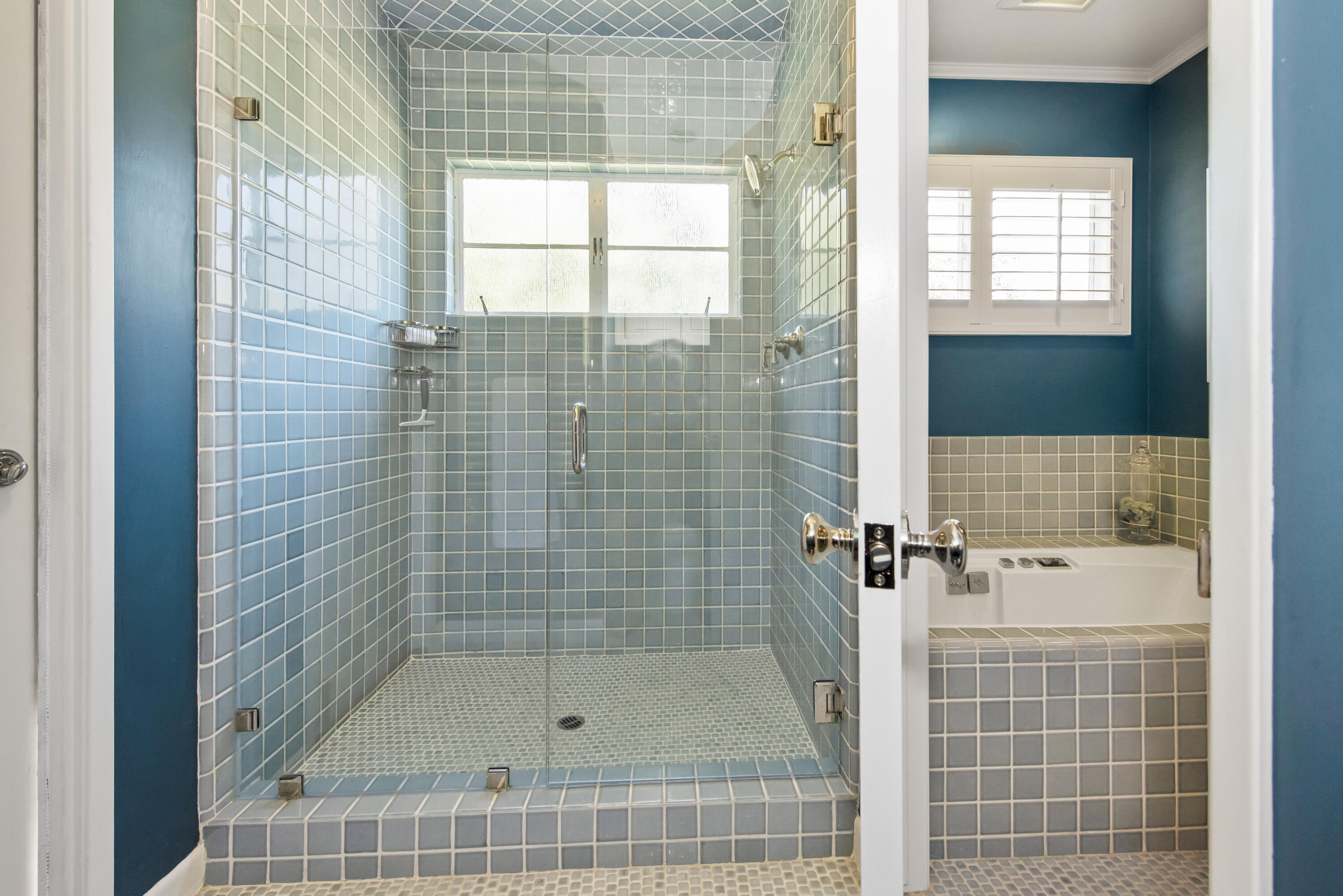 950 Arcady Road Montecito, CA 93108 - Photo 15 of 26 Primary Bathroom