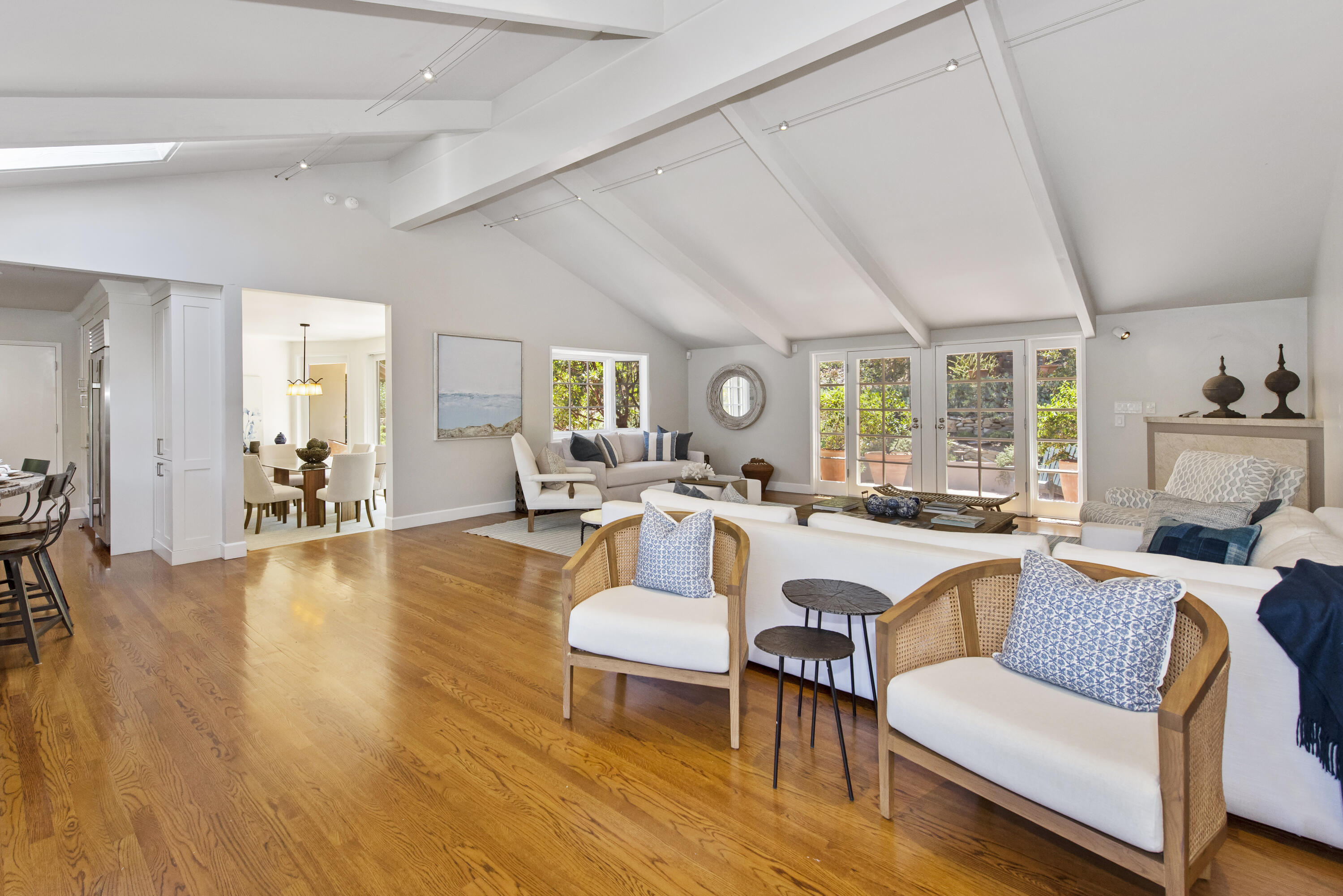 950 Arcady Road Montecito, CA 93108 - Photo 5 of 26 Great Room