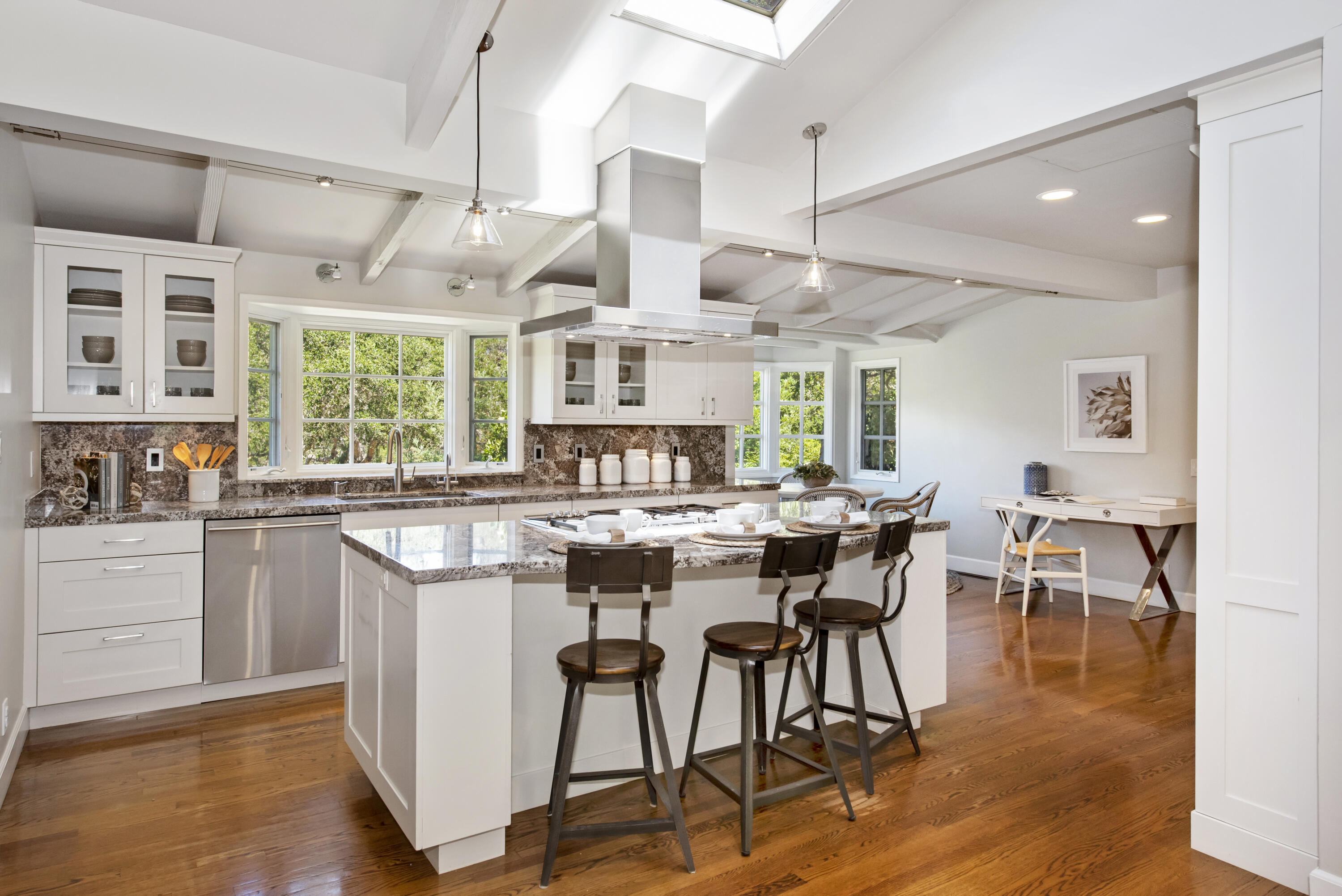 950 Arcady Road Montecito, CA 93108 - Photo 9 of 26 Chef's kitchen