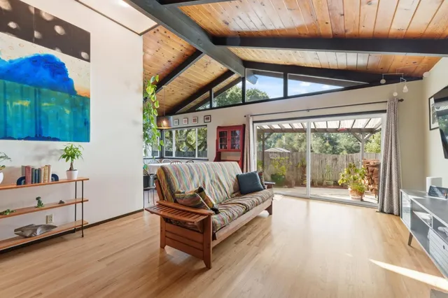 $899,999 | 185 Woodston Way, Ben Lomond, CA 95005