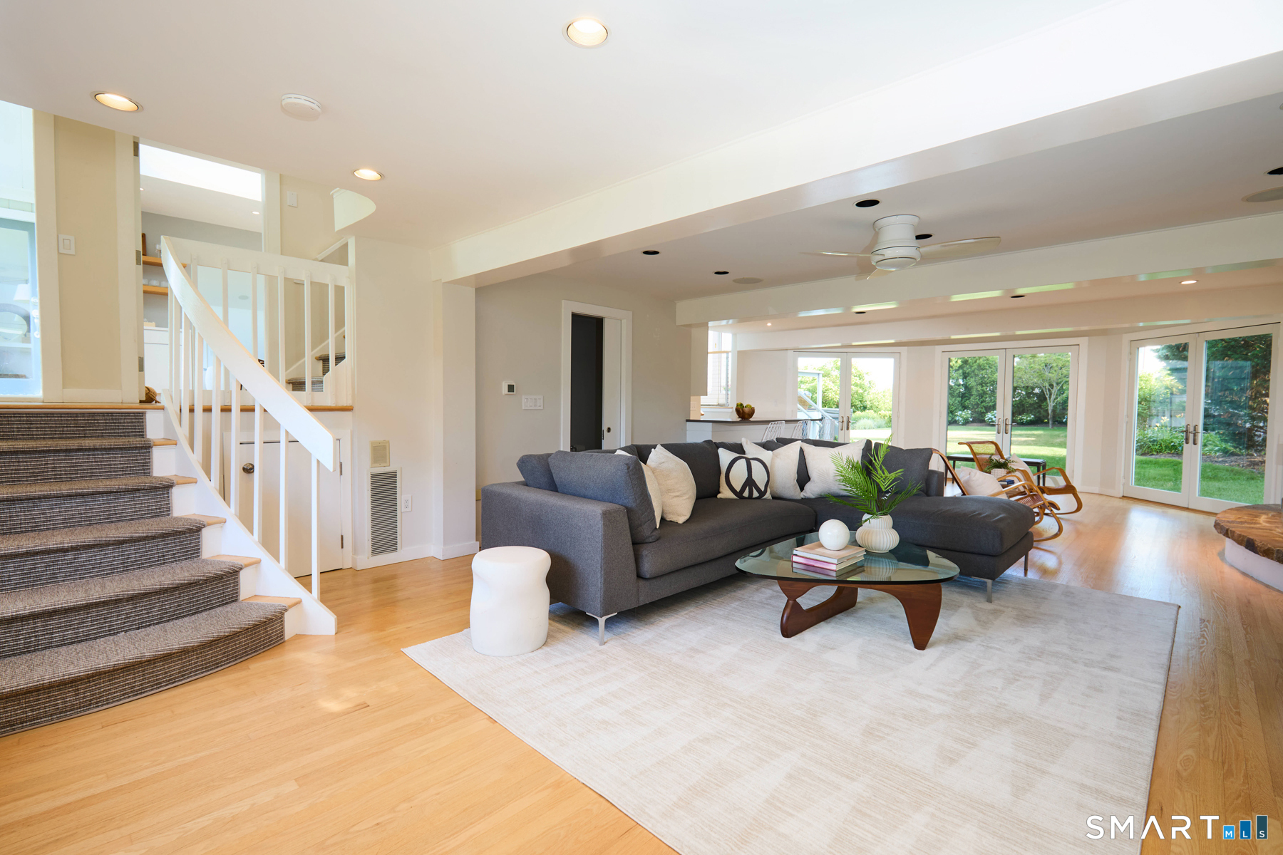 16 Harbor Road Westport, CT 06880 - Photo 20 of 36 a living room with furniture and a large window