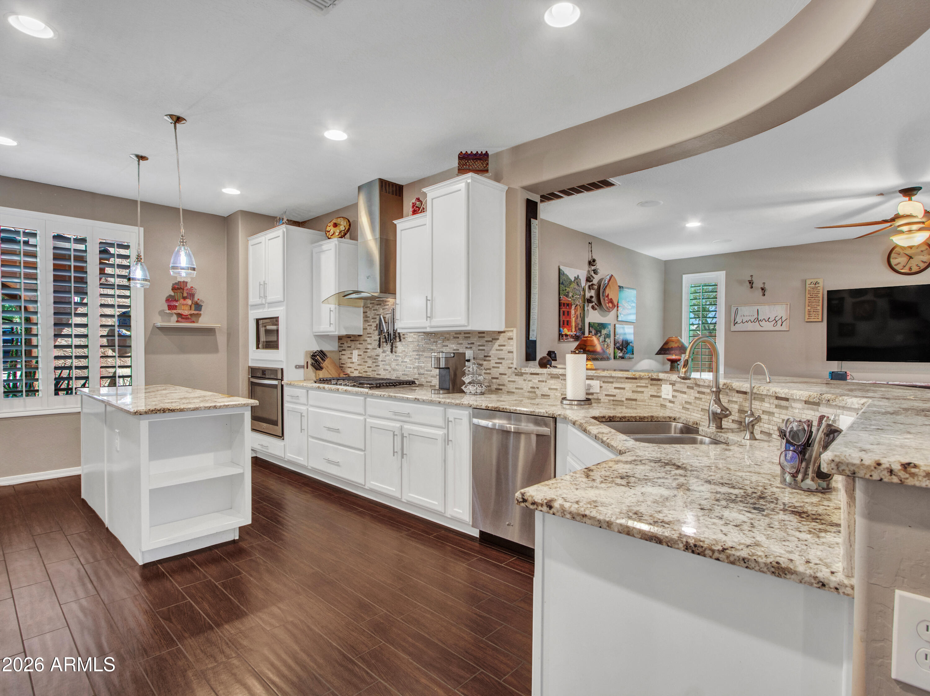 2539 West Rabjohn Road Phoenix, AZ 85085 - Photo 34 of 97 10-Kitchen-(5)