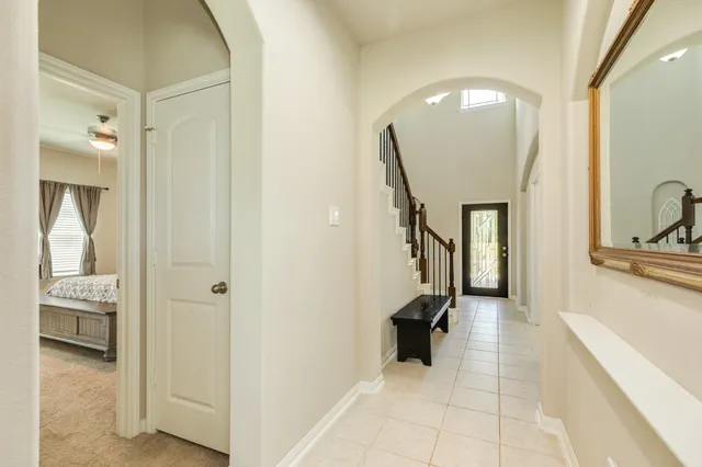 $339,900 | 453 Twin Lakes Boulevard West, West Columbia, TX 77486