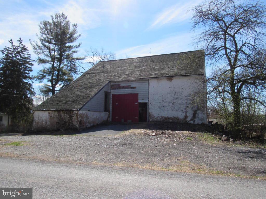 316 Sheeder Road Phoenixville, PA 19460 - Photo 17 of 25