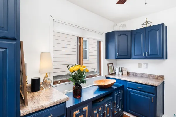 $299,900 | 1516 North 8th Avenue East, Duluth, MN 55805