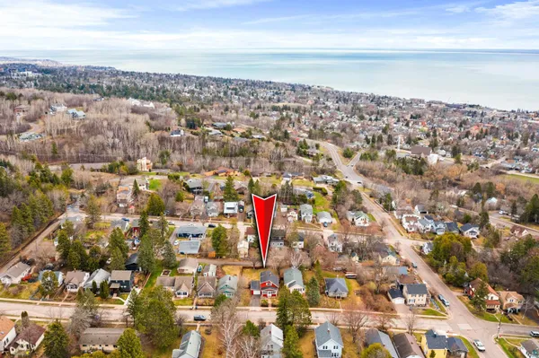 $299,900 | 1516 North 8th Avenue East, Duluth, MN 55805