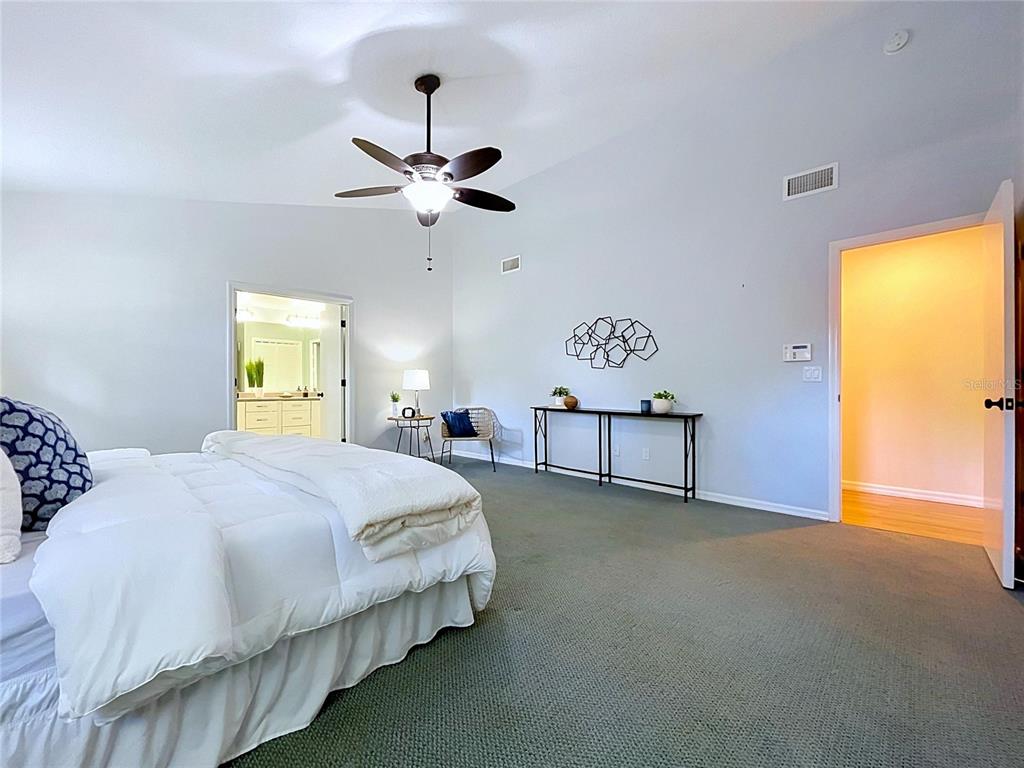 1711 Magdalene Manor Drive Tampa, FL 33613 - Photo 49 of 88