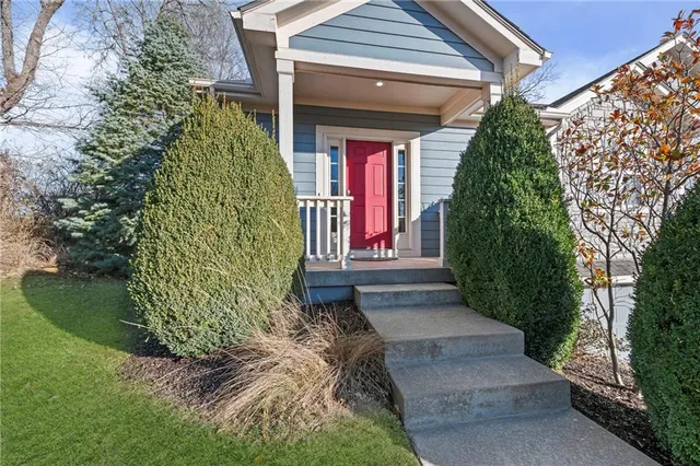 $399,900 | 5425 North 102nd Street, Kansas City, KS 66109