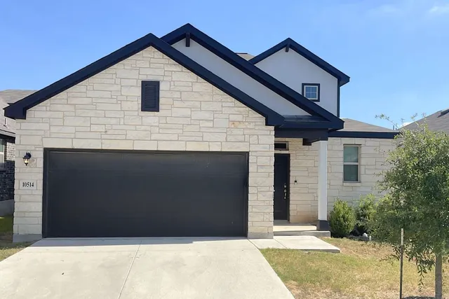 $1,880 | 10514 Briceway Ace, San Antonio, TX 78254