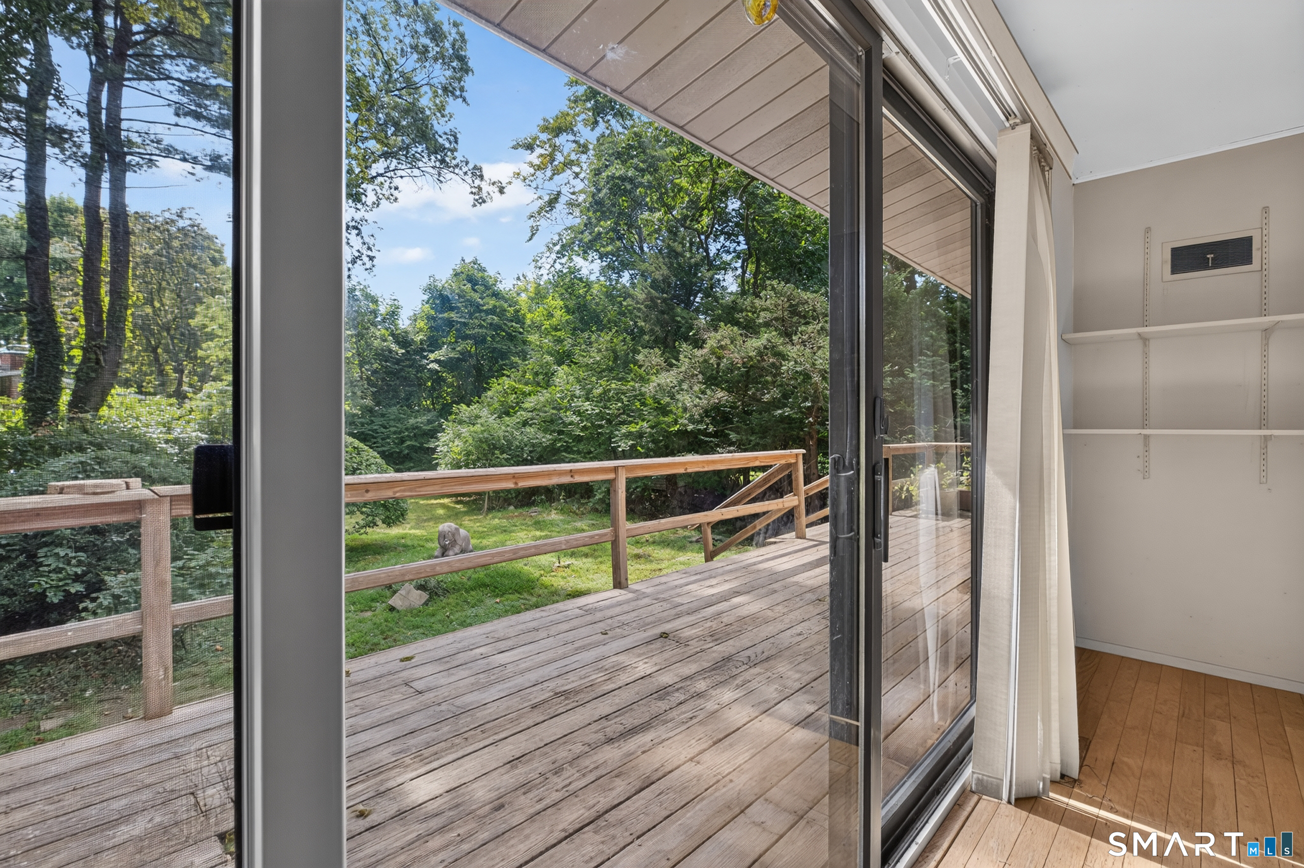 9 Stonecrop Road South Norwalk, CT 06851 - Photo 8 of 40 Gallery Image 8