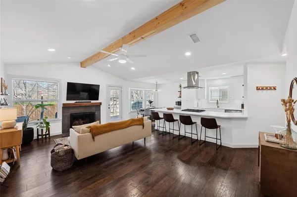 $2,850 | 3836 Arrow Drive, Austin, TX 78749