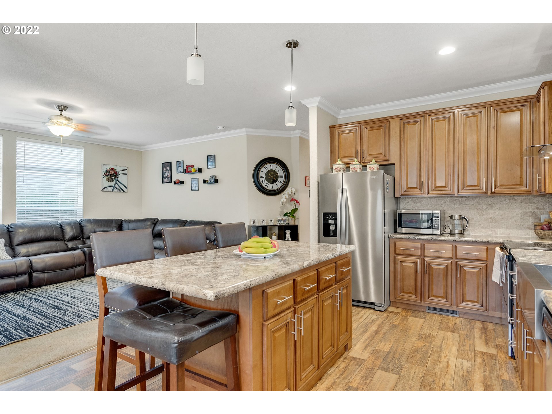 629 Southwest Philadelphia Way Beaverton, OR 97006 - Photo 11 of 30 Gallery Image 11