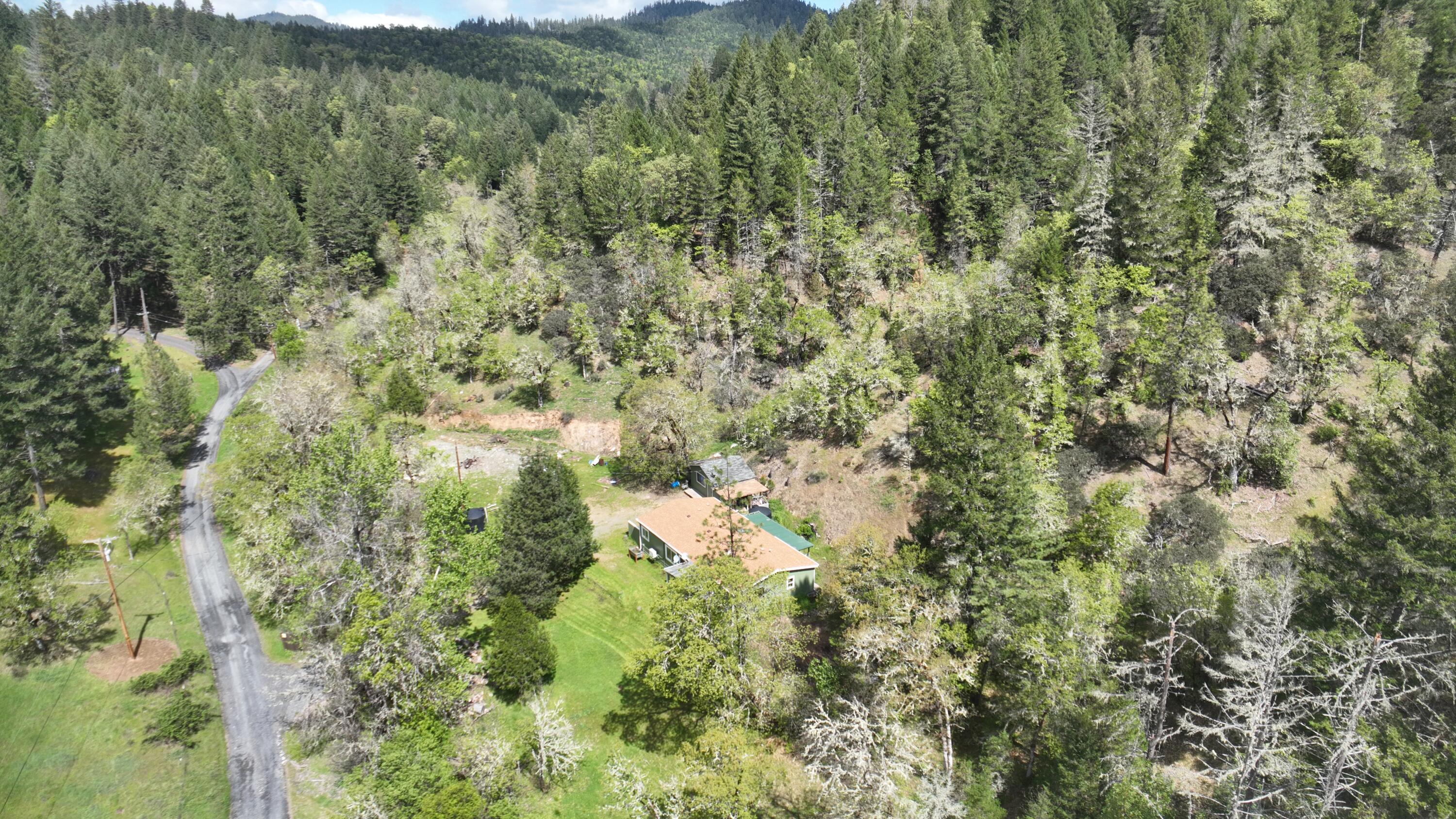 331 Newt Gulch Road Wilderville, OR 97543 - Photo 4 of 55 4