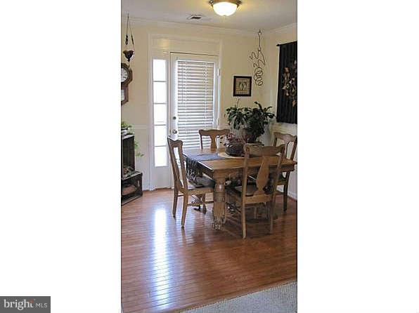 2932 South Buchanan Street, Unit B2 Arlington, VA 22206 - Photo 9 of 30 Dining Room