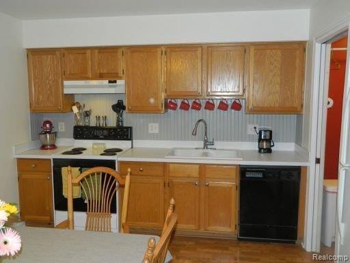 464 Fairgrove Street Romeo, MI 48065 - Photo 4 of 18 DSCN2176.JPG