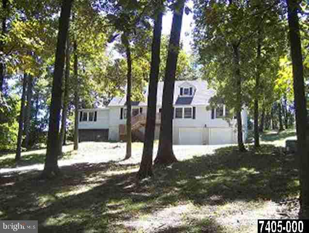 105 Tracey Road Hanover, PA 17331 - Photo 1 of 22