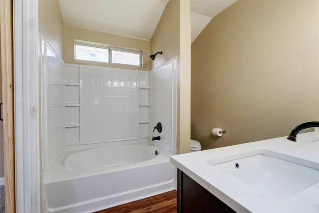 $1,950 | 136 Holmstrom Street, Hutto, TX 78634