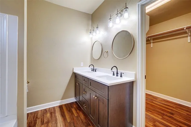 $1,950 | 136 Holmstrom Street, Hutto, TX 78634